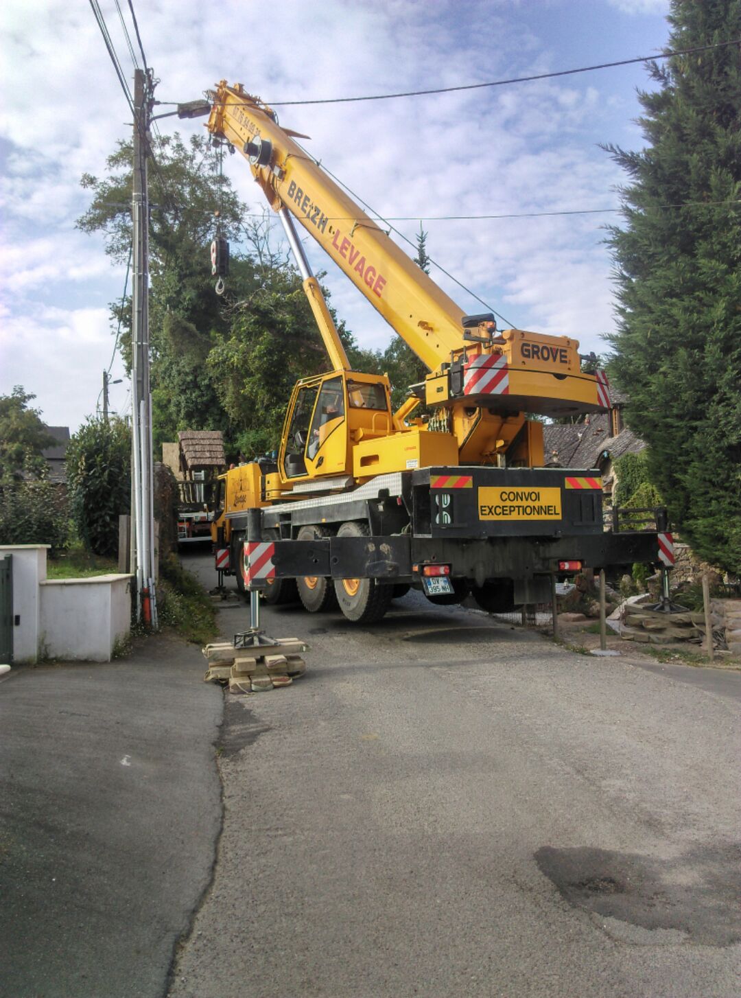 CONSTRUCTION MOREL GERARD Location camion grue avec chauffeur à Piré